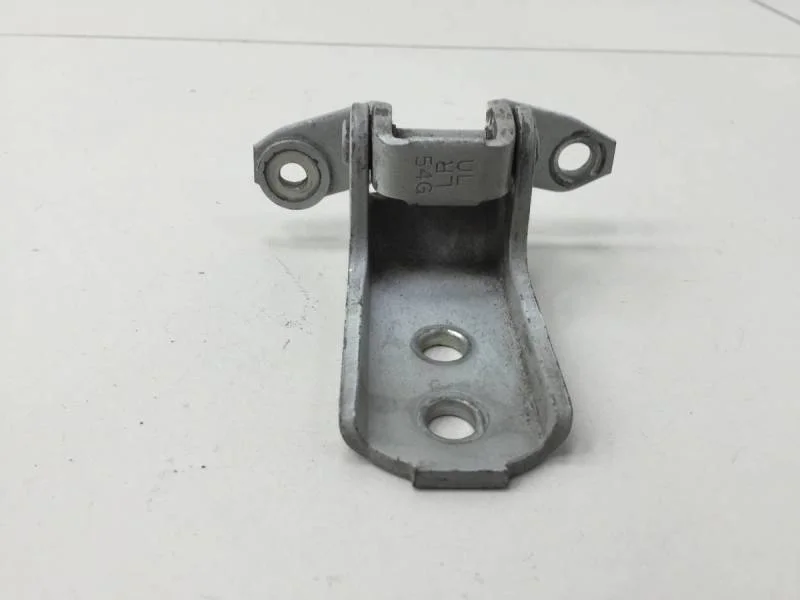 Петля двери передней левой верхняя Suzuki Liana 2001-2007