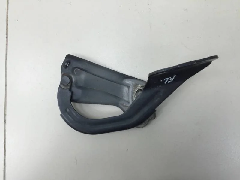 Петля капота левая Ford Focus 3 2011>