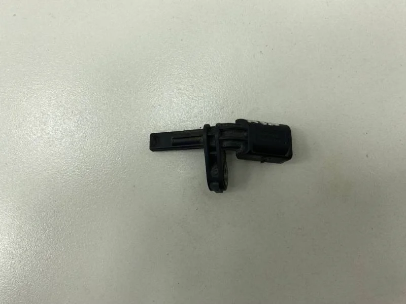 Датчик ABS передний левый Volkswagen Multivan T6 2015 - 2019