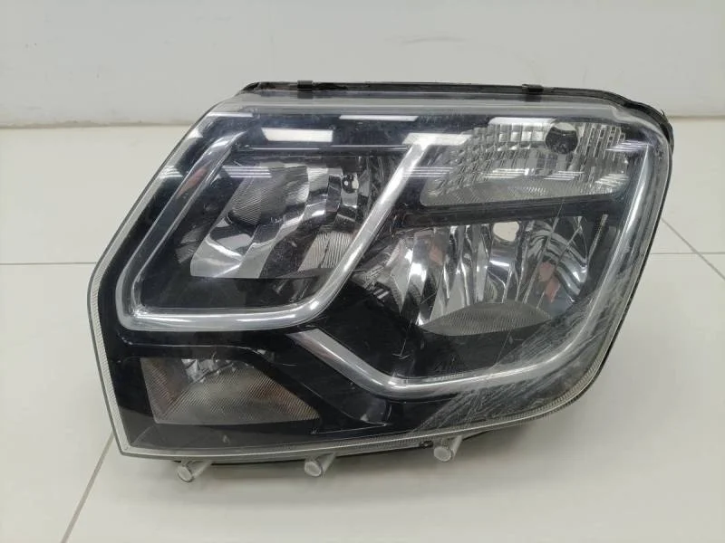 Фара левая Renault Duster 2012>