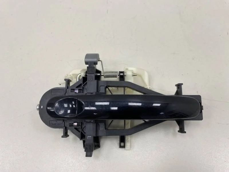 Ручка двери задней наружная правая Volkswagen Multivan T6 2015 - 2019