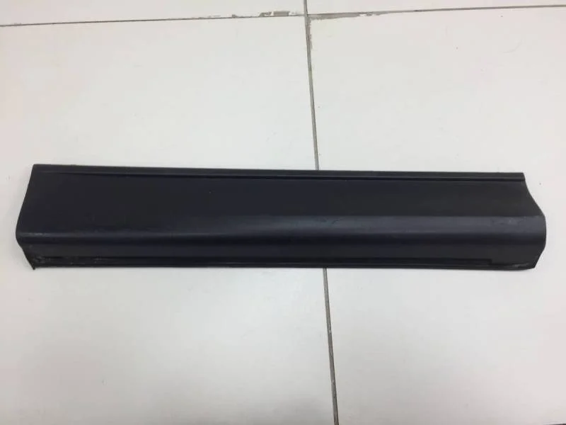 Накладка двери задней правой Mazda CX-5 (KF) 2017>