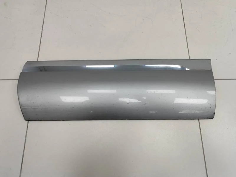 Накладка двери задней левой Volkswagen Touareg (7P) 2010>