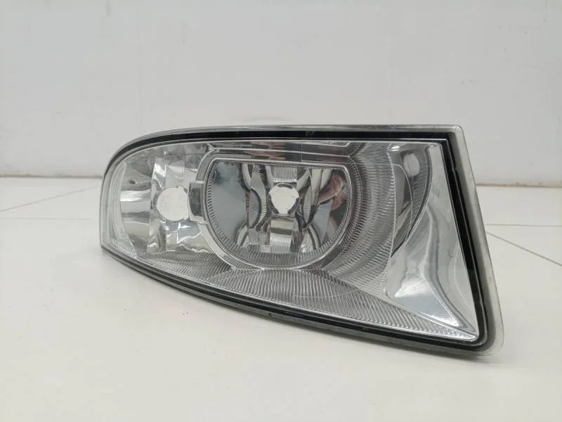 Фара противотуманная правая Skoda Octavia (A5 1Z-) 2004-2013