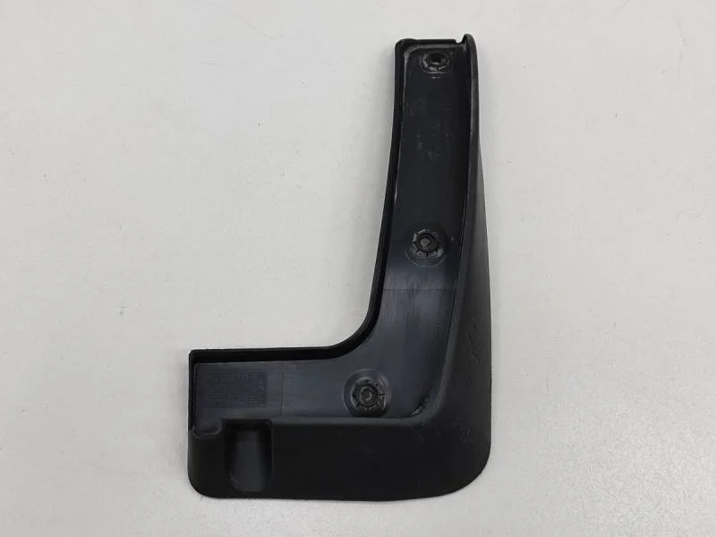 Брызговик передний правый Kia Sportage 4 (QL) 2016>