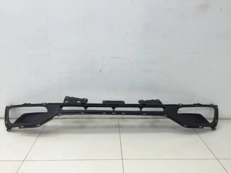 Решетка в бампер центральная Kia Sportage 3 (SL) 2010-2015