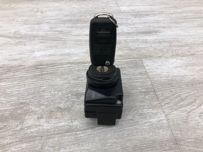 Замок зажигания Volkswagen Touareg 2003 3D0905865C ВНЕДОРОЖНИК BAC