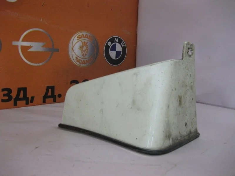 Брызговик Nissan Teana 2009 G8813JN200 VQ35DE, задний левый