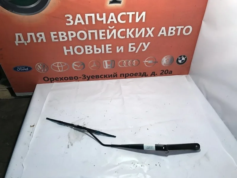 Щеткодержатель Chevrolet Cruze 2013 95971329 1.4, передний правый