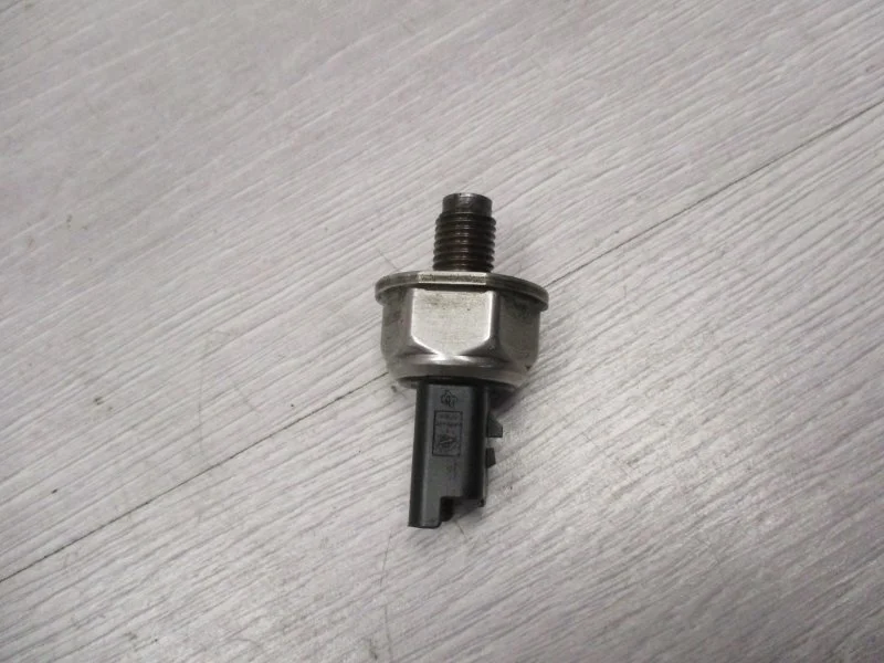 Датчик давления топлива Peugeot 307 2007 9658227880 УНИВЕРСАЛ DV6ATED4