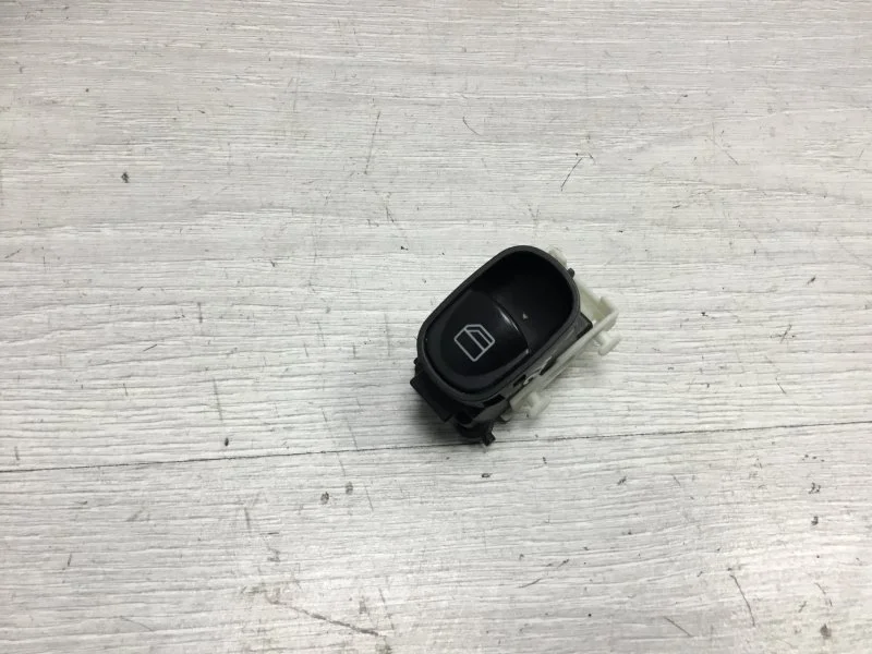 Блок управления стеклоподъемником Mercedes-Benz C-Class 2003 A2038200210 271.946 30 151590, передний правый