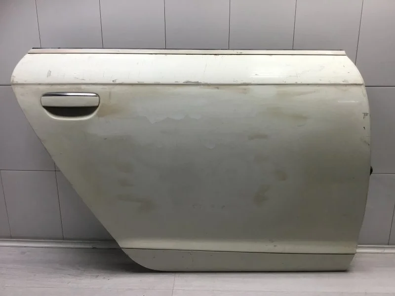 Дверь Audi A6 2005 4F0833052D 3.2, задняя правая