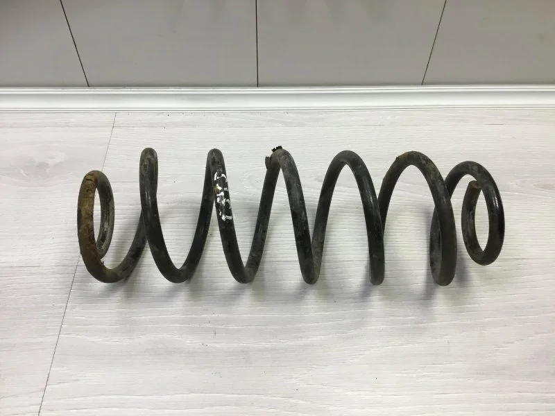 Пружина подвески Volkswagen Golf 2005 1K0511115BD ХЭТЧБЕК BGU, задняя левая