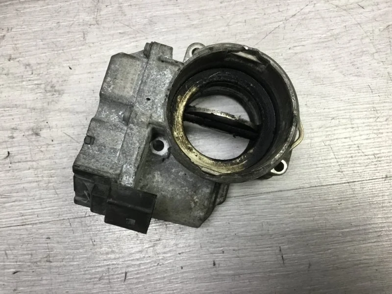 Заслонка дроссельная Volkswagen Touran 2005 038128063L МИНИВЭН BKC