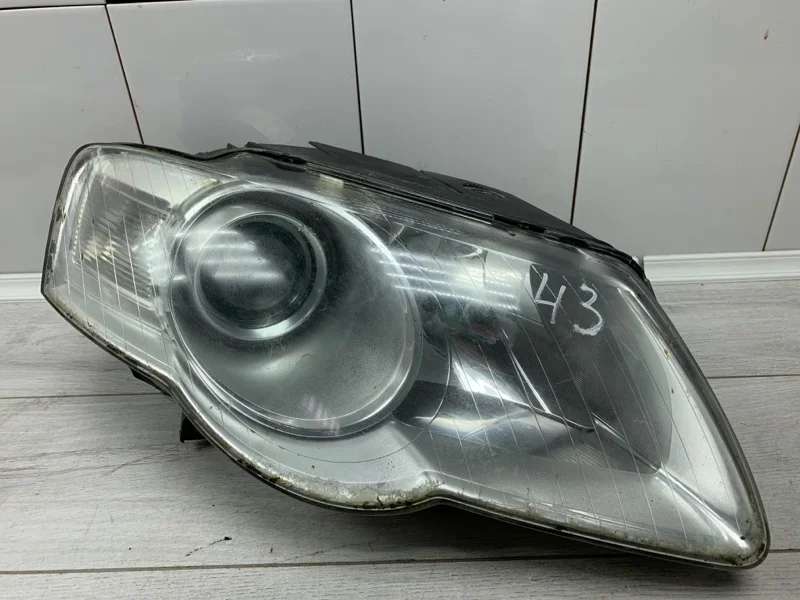Фара ксеноновая Volkswagen Passat 2008 3C0941006AB УНИВЕРСАЛ BLS, передняя правая