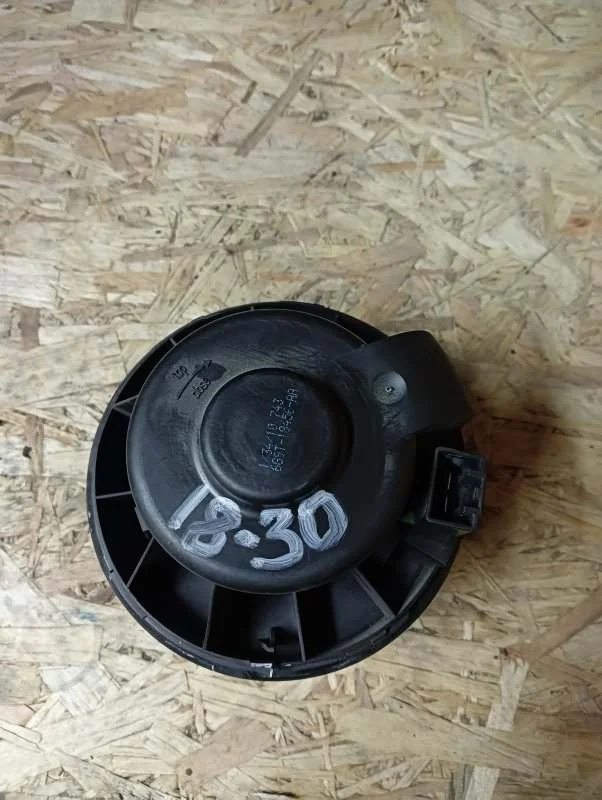 Моторчик печки Ford S-Max 2011 1716612 МИНИВЭН UFWA