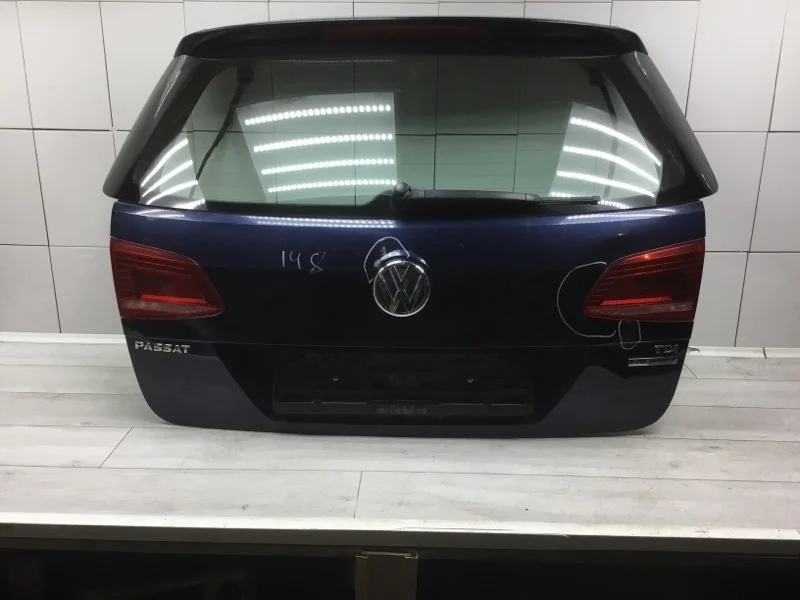 Крышка багажника в сборе Volkswagen Passat 2012 3AF827025A УНИВЕРСАЛ CAYC