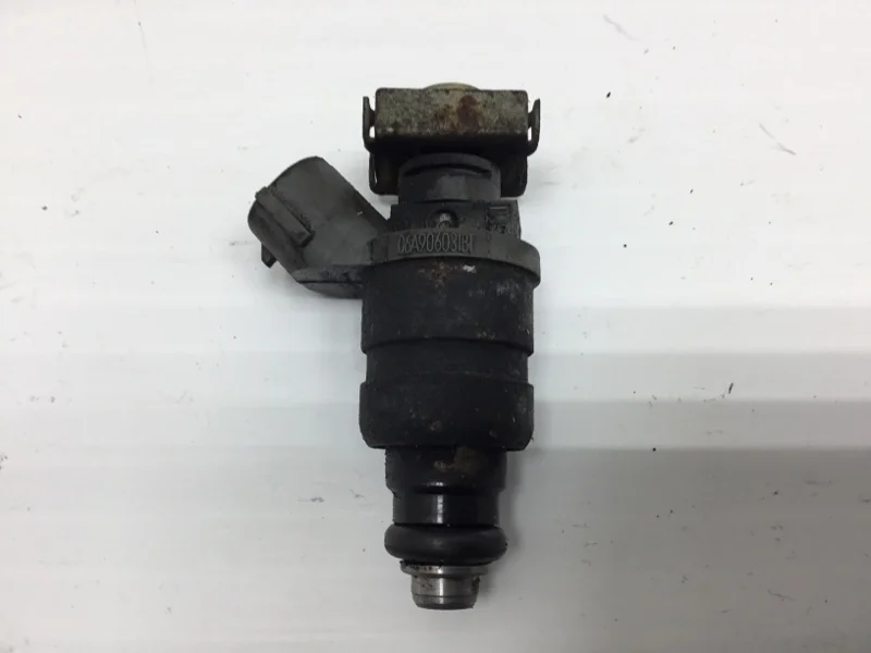 Форсунка Audi A3 2005 06A906031BT ХЭТЧБЕК BGU