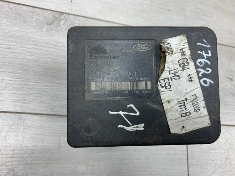 Блок ABS Ford Focus 2009 8M512C405CA УНИВЕРСАЛ DV6T GPDA