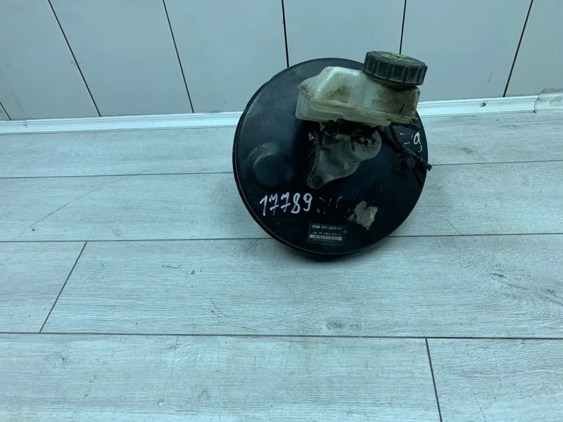 Главный тормозной цилиндр Ford Focus 2009 1689827 УНИВЕРСАЛ DV6T GPDA