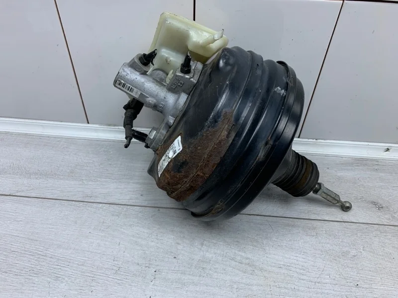 Вакуумный усилитель тормозов Audi A3 2013 5Q1614106B УНИВЕРСАЛ CMBA