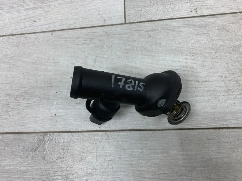 Термостат Volkswagen Golf 2007 03G121121D УНИВЕРСАЛ BLS