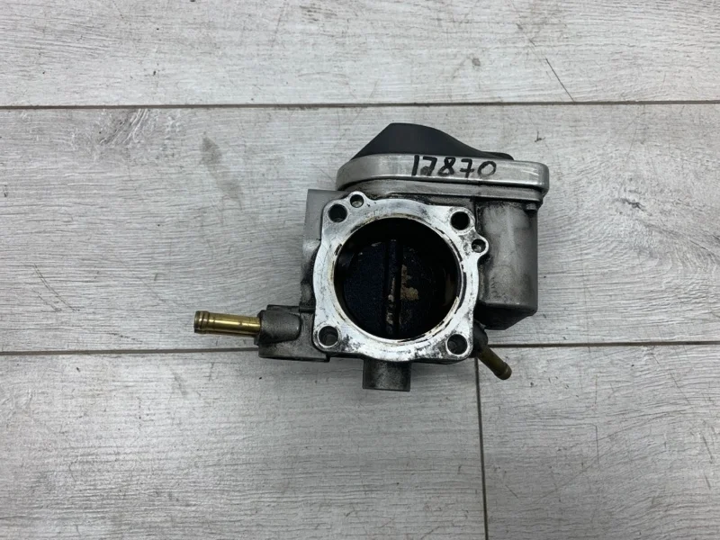 Дроссельная заслонка Audi A4 2005 06B133062P УНИВЕРСАЛ ALZ