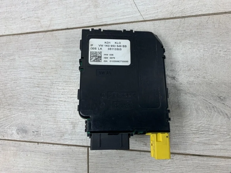 Блок подрулевых переключателей Volkswagen Golf 2006 1K0953549BB ХЭТЧБЕК BLS