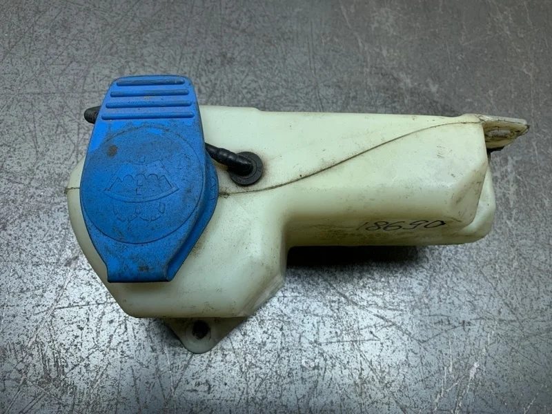 Бачок омывателя фар Audi A4 2004 8E0955453AQ СЕДАН AVF