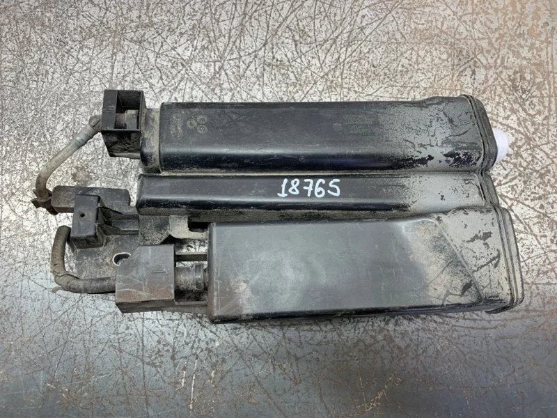 Прочие элементы топливной системы Audi A3 2013 5Q0201801 УНИВЕРСАЛ CMBA