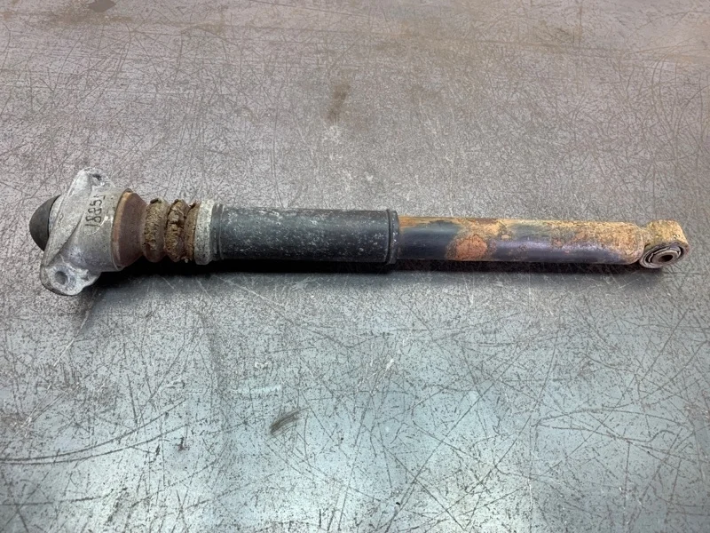 Стойка подвески Volkswagen Golf 2005 1K0513029FA ХЭТЧБЕК BGU, задняя