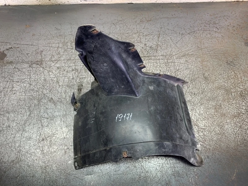 Защита крыла пластмассовая (подкрылок) Volkswagen Golf 2007 1K0805911J УНИВЕРСАЛ BLS, передняя левая