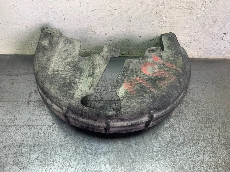 Подкрылок Volkswagen Golf 2007 1K5810971A УНИВЕРСАЛ BLS, задний левый