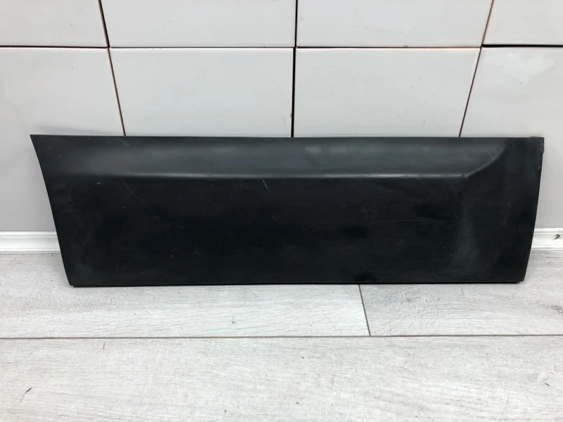 Молдинг двери Nissan Qashqai 2007 82870JD00A КРОССОВЕР M9R, задний правый