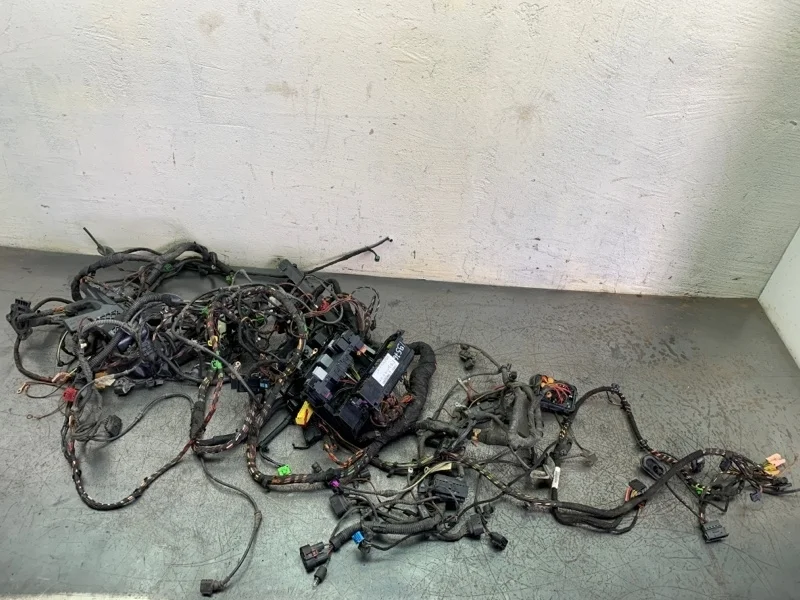 Электропроводка (моторная коса) Volkswagen Caddy 2010 2K1970922BT ФУРГОН BLS