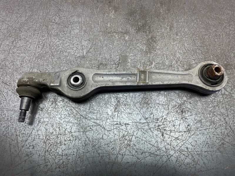 Другие рычаги подвески Audi A4 2004 8E0407151M СЕДАН AVF, переднее