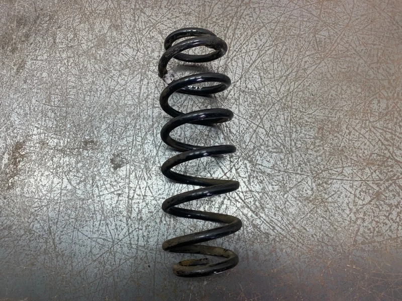 Пружина подвески Volkswagen Golf 2007 1K0511115BH УНИВЕРСАЛ BLS, задняя