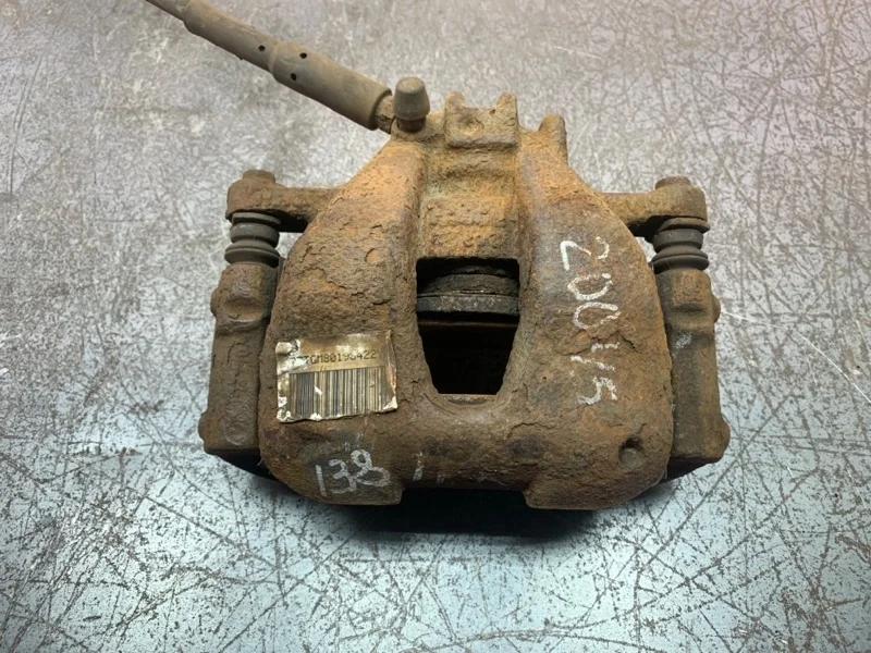 Суппорт тормозной Peugeot 3008 2013 4401N9 ХЭТЧБЕК 9H05 9HR (DV6C), передний правый