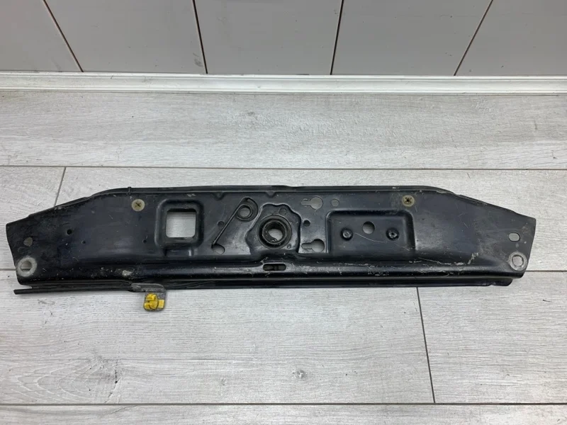 Кронштейн радиатора Opel Zafira 2008 93189014 МИНИВЭН A17DTJ