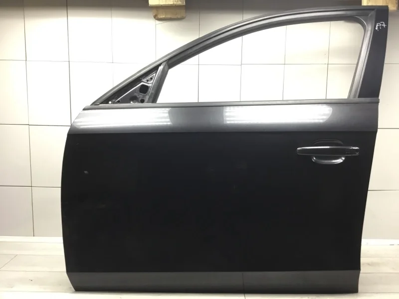 Дверь Audi A4 2008 8K0831051J УНИВЕРСАЛ CAGA, передняя левая