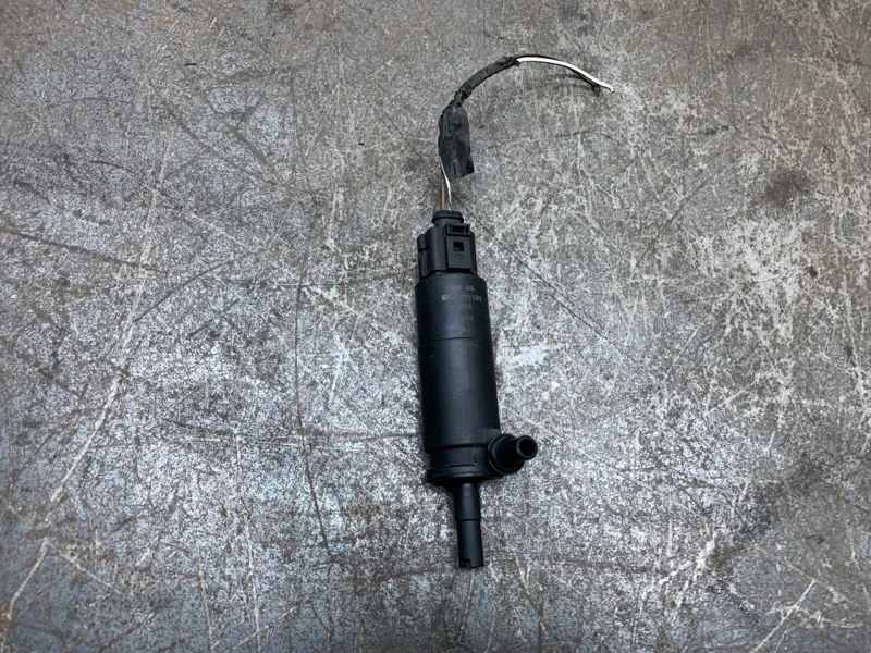 Насос омывателя Skoda Fabia 2011 6R0955681 УНИВЕРСАЛ CGPA