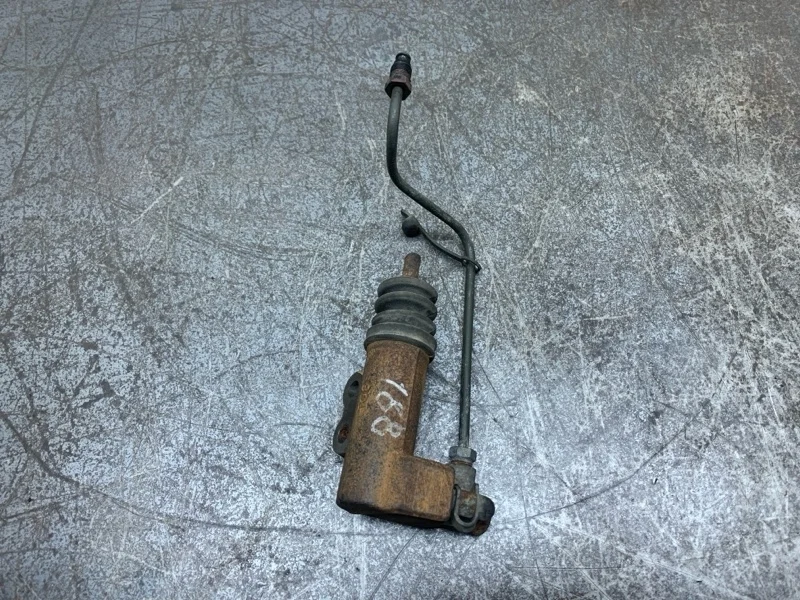 Рабочий тормозной цилиндр Hyundai I30 2008 4171023000 УНИВЕРСАЛ D4FB