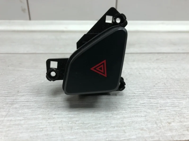 Кнопка аварийной остановки Hyundai I30 2008 937902L0004X УНИВЕРСАЛ D4FB