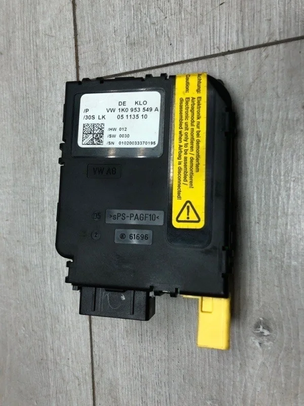 Блок подрулевых переключателей Audi A3 2004 1K0953549A ХЭТЧБЕК BGU