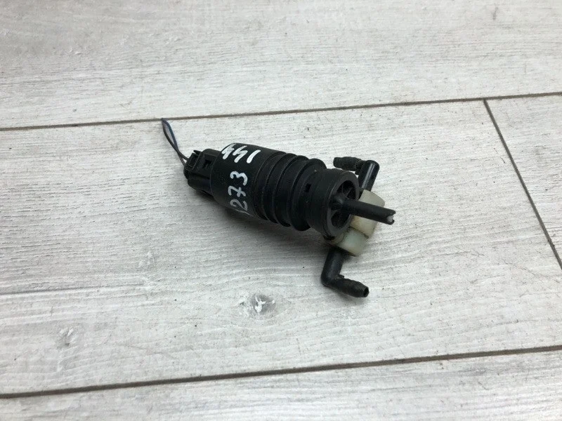 Насос омывателя Audi A4 2004 1K6955651 УНИВЕРСАЛ ALZ