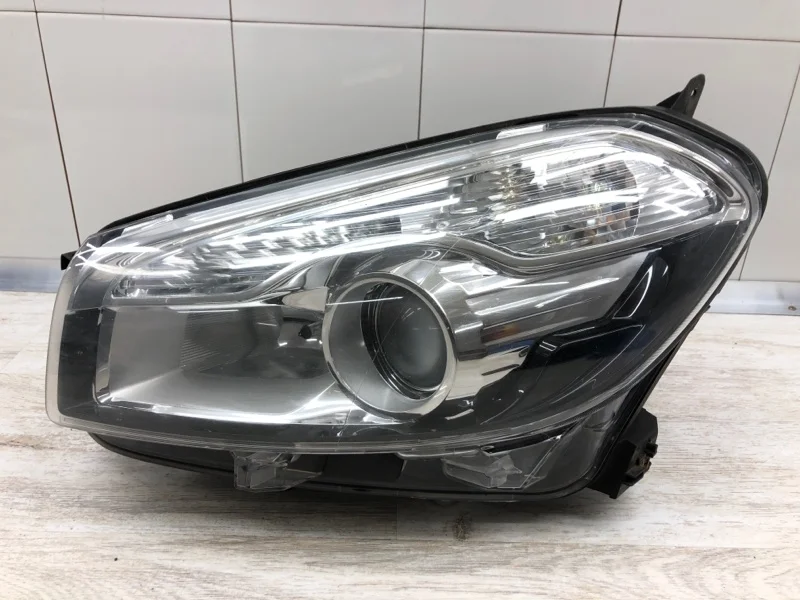 Фара Nissan Qashqai 2011 1EL01033525 КРОССОВЕР K9K 430, левая