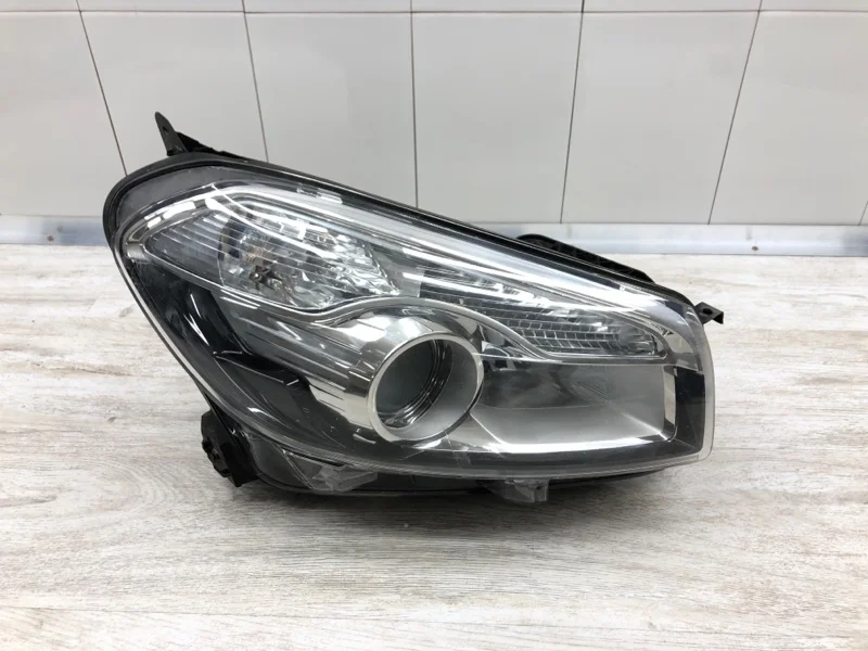 Фара Nissan Qashqai 2011 1EL01033526 КРОССОВЕР K9K 430, правая