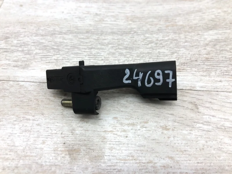 Датчик коленвала Volkswagen Golf 2011 036906433C ХЭТЧБЕК CAYC