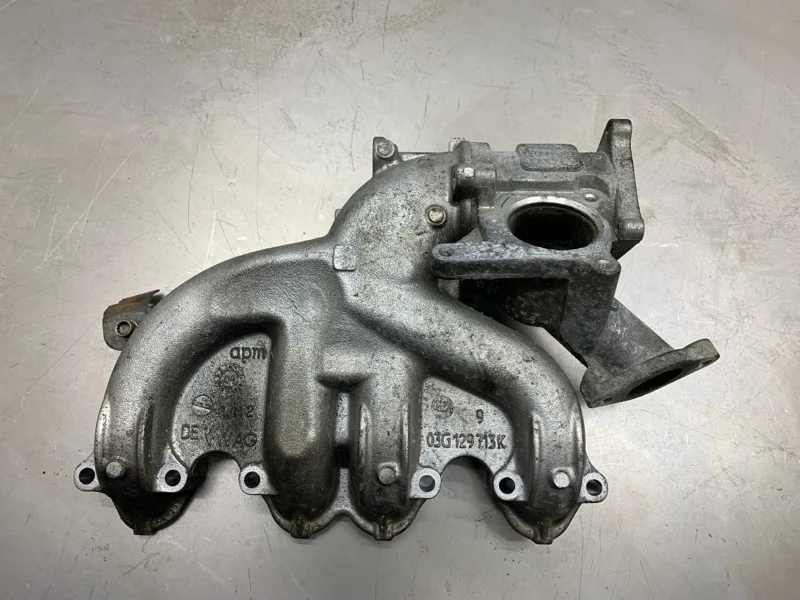 Впускной коллектор Volkswagen Touran 1 2009 03G129713K МИНИВЭН BLS