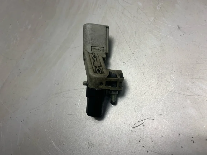 Датчик положения коленвала Volkswagen Touran 1 2009 036906433B МИНИВЭН BLS